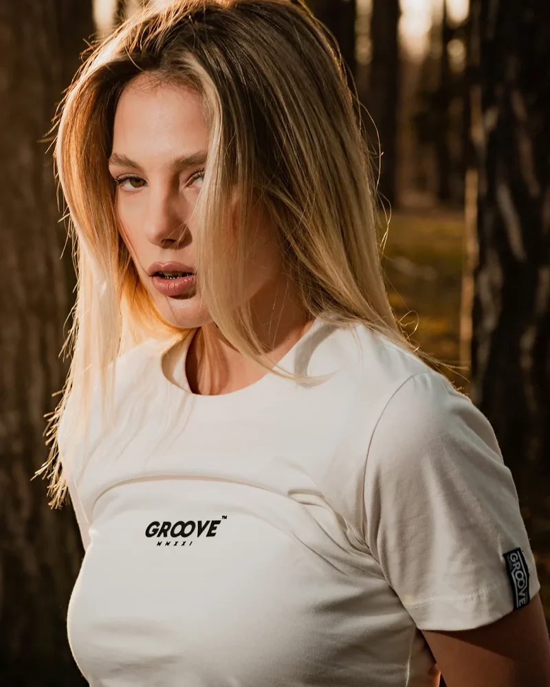 Groove T-shirt | Moonstone white - Women